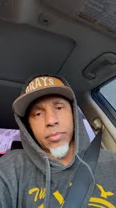 Noah Leverett's Instagram, Twitter & Facebook