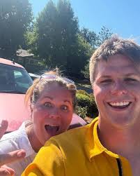 You're Buzz Worthy 👇 🗣️Big shout-out to Leni Baker for giving props to Heidi  Armstrong and her son Devin for being the first