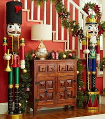 15 Extraordinary Stand Up Christmas Decoration Ideas 4 Nutcracker Christmas Beautiful Christmas Decorations Christmas Visitors