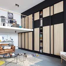 D'autre part, votre dressing peut occuper un angle ou un pan de mur, ou une pièce entière. Des Meubles De Rangement Dans Le Salon Leroy Merlin