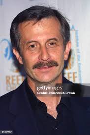 2,012 Dr Linda Photos & High Res Pictures