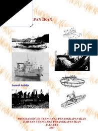 Tehnik menangkap ikan dengan jaring dilakukan oleh wanita ini. Metode Penangkapan Ikan