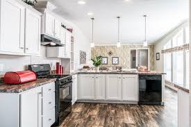 Dd139a Beacon Single Wide Colony Factory Crafted Homes Kitchen White Mission Flat Panel Cabinets Black Appliances Finding A House Home Home Kitchens