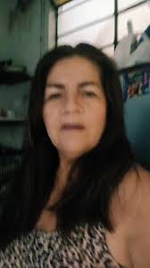 A mí no me estén mandando solicitud yo soy vieja uso filtros y tengo un  genio de mierda y tampoco me estén diciendo TE QUIERO.. porque yo pensare  que me quieres mantener y después vas a decir que te ...