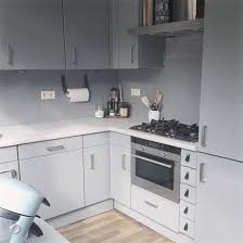 keuken geverfd met v33 keukenrenovatie verf van praxis v33