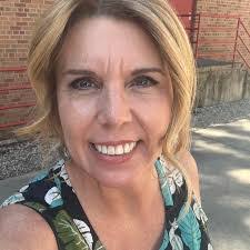 Noelle Madsen's Instagram, Twitter & Facebook