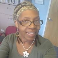 Linda Simms's Instagram, Twitter & Facebook