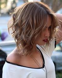 Having wavy hair means having natural movement and texture. 45 Short Wavy Hairstyles 2018 2019