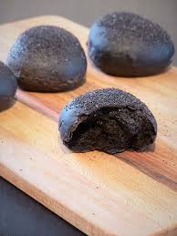 Pains A L Encre De Seiche Petite Cuisine Chocolate Cookie Food