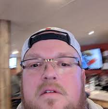 Low carb snack with cucumber and cheese