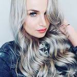 Leila Hammer's Instagram, Twitter & Facebook