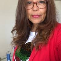 20+ perfiles de «Georgina»