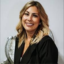 Brandy Cheek's Instagram, Twitter & Facebook