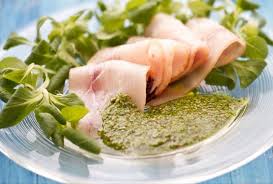 La salsa al salmone è fatta con ricotta, salmone affumicato, erba cipollina. Le Salse Per Esaltare Il Sapore Del Pesce Panorama Chef