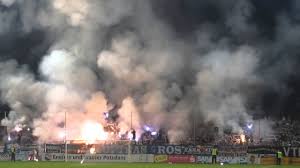 Der fußballclub hansa rostock e. Pyro Im Block Von Hansa Rostock Youtube