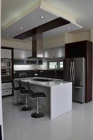 Estas cocinas de estilo moderno y actual son prácticas: Cocinas Modernas Decoracion De Cocina Moderna Diseno De Interiores De Cocina Decoracion De Cocina