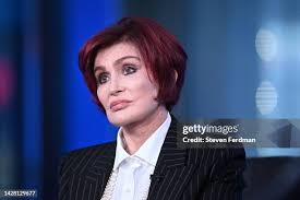 35,800 Talking Fox Stock Photos, High-Res Pictures, and Images