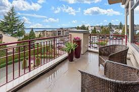 All balcony png images are displayed below available in 100% png transparent white background for free download. 100 Balcony Pictures Download Free Images On Unsplash