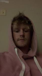 Seth Christiansen's Instagram, Twitter & Facebook