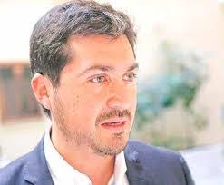 Alonso Avendano's Instagram, Twitter & Facebook