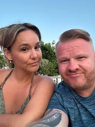 Scott and Leanne Gavin added a...