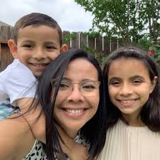 MsRojas_Alief (@MsrojasO)