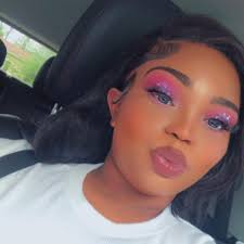 Desirae Young (@Ms.Young24) • Facebook