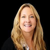 Ruth Lanigan's Instagram, Twitter & Facebook