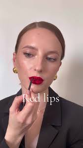 L'Oreal Paris Color Riche Intense Volume Matte