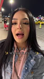 Caption: Target and Bloom are the perfect combo ✨ #Bloom @Bloom Nutrition  #BloomPartner #Targethaul, #targetfinds #Bloomattarget #targetfavorites