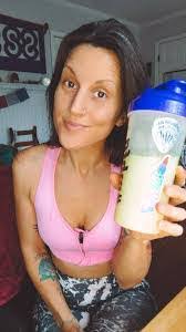 Amber Wix's Instagram, Twitter & Facebook