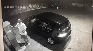 Here are 10 car insurance hacks the providers d. Shocking Moment Thief Strolls Up To Car While Driver Fills Tyres With Air And Speeds Off Daily Mail Online