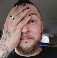 Cherri Bell's Instagram, Twitter & Facebook