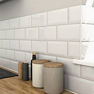 Laminate splashbacks can be bought from kitchen stores and are available for diy or dfy (done for you) installation. Wall Tiles Bathroom Kitchen Wall Tiles B Q