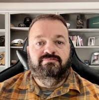 Ronald Brouwer's Instagram, Twitter & Facebook