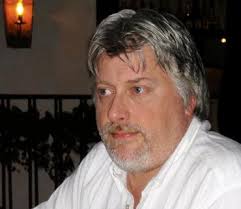 Oprichter en enig eigenaar van @oostappen // familie gillis: Peter Gillis Artistinfo