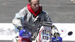 Maybe you would like to learn more about one of these? Motorsport Schwarzer Start Motorradpilot Stirbt Bei Dakar Augsburger Allgemeine