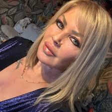 Heeelllppp My zip with toggle