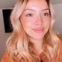 Veronica Hyatt's Instagram, Twitter & Facebook