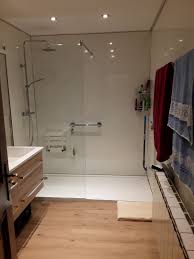 Hier ein ensemble mit großformatigen dünnkeramiken und dem baqua duschsystem. Dusche Renovieren Meist In 2 Bis 3 Tagen Ohne Grosse Baustelle