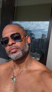 DID I SAY THAT AJ, “PUT ON” FOR HIS SENIOR DAY⁉️💪🏾🏀 . .  #basketballislife🏀 #stamfordct #prouddads