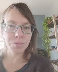 Erin Trapp's Instagram, Twitter & Facebook