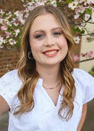 Faith Strange's Instagram, Twitter & Facebook