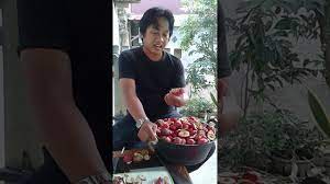 Siapkan buah mahkota dewa dengan berat sekitar 5 gram atau dapat disesuaikan berdasarkan kebutuhan. Cara Pengolahan Buah Mahkota Dewa Yang Benar Part 1 Youtube