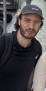 Hej! We are Gaja and Oskar, master's students from Slovenia, looking to  rent a flat for the upcoming spring semester (30th of January to the end of  June 2026) as we are