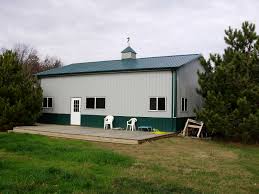 The cost of building a pole barn averages about $25,000, or between $15,000 and $30,000. Pole Barn House Milligan S Gander Hill Farm