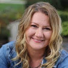 Pamela Wilford's Instagram, Twitter & Facebook