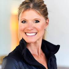 April Schultz's Instagram, Twitter & Facebook