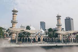Hotels near jalan masjid india. Die Beruhmte Moschee Masjid Jamek In Kuala Lumpur Und Der Dampf Aus Dem Fluss Redaktionelles Stockfotografie Bild Von Fromm Dampf 164728197