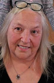 Debbie Perdue's Instagram, Twitter & Facebook